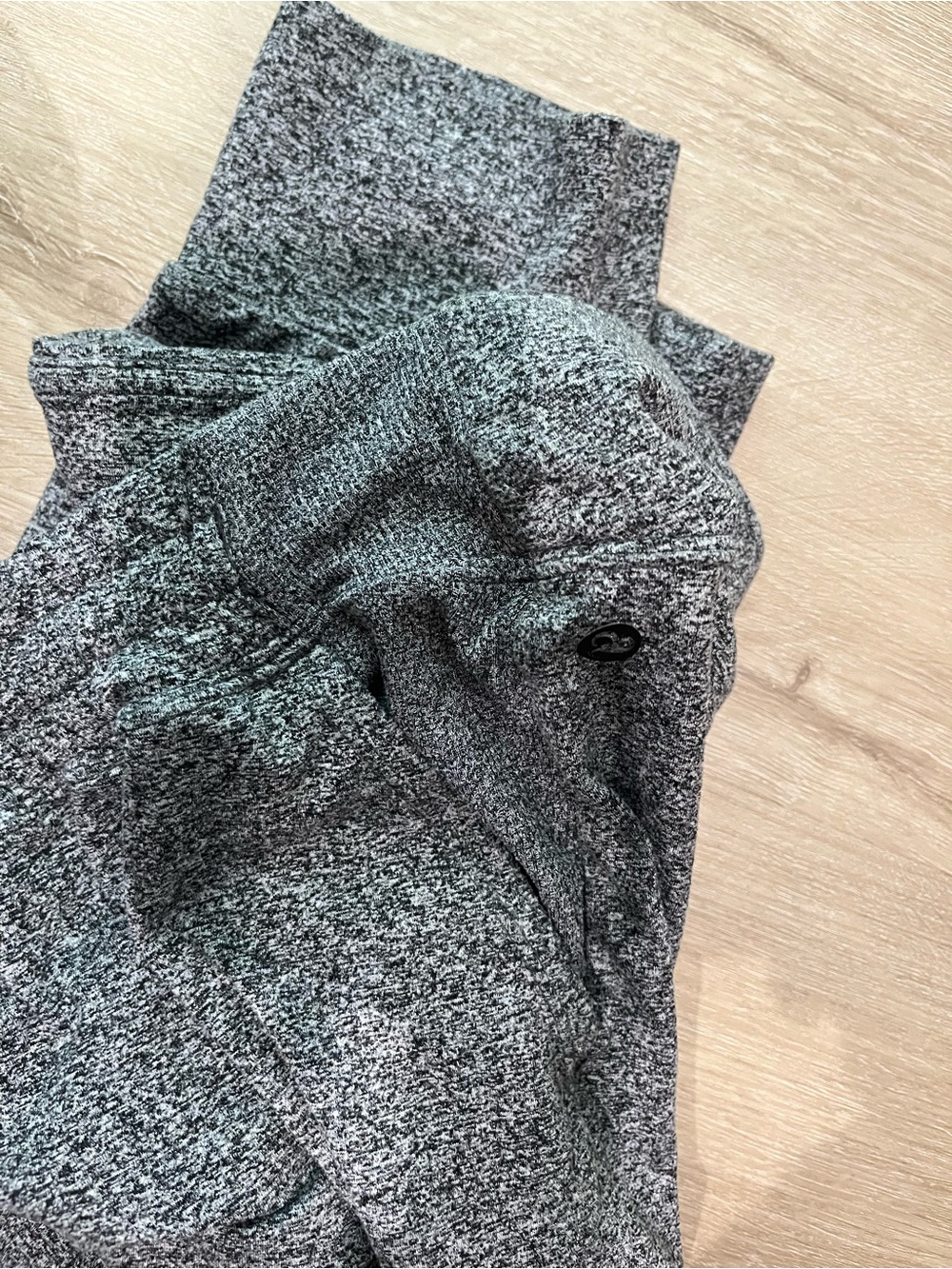 Zella Gray Heathered Maternity Active Joggers - Picture 3 of 3